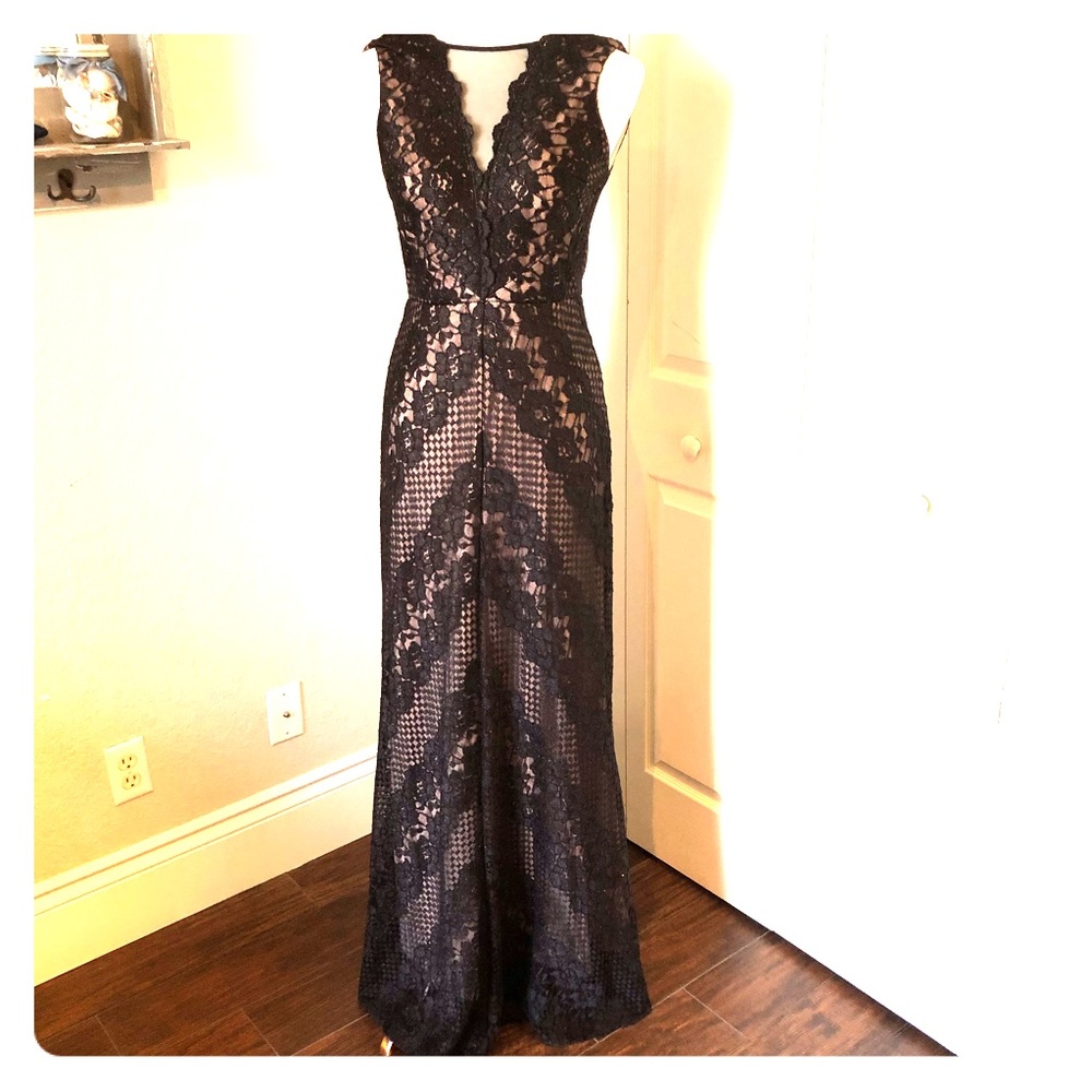 Black lace gown!